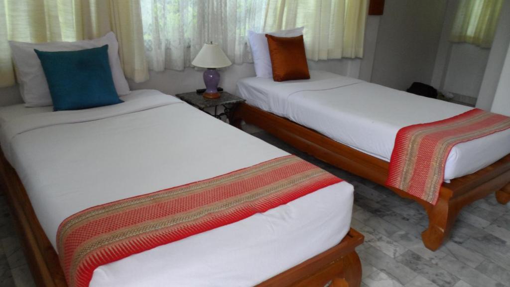 The Red Hibicus Guest House Чиангмай Стая снимка